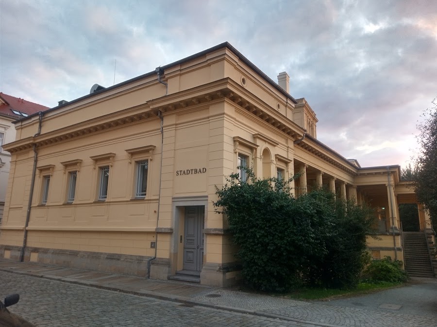 Schwimmhalle Hirschfelde