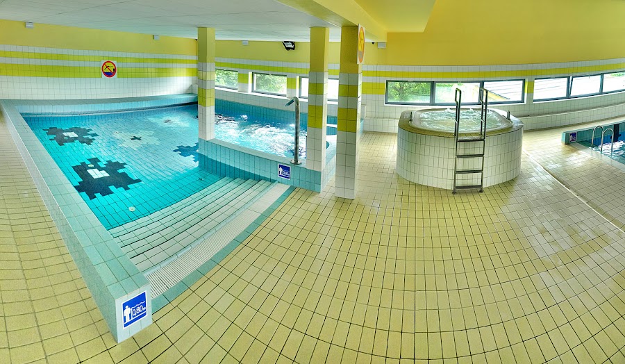 Kryta pływalnia Hydrosfera