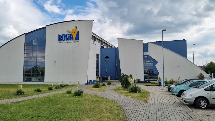 Kryta Pływalnia im. Kazimierza Missony w Brzesku